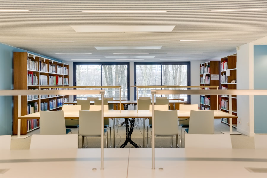 University Desk Lighting American University Paris Aktiva Lighting